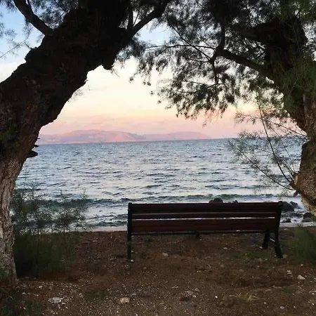 Evangelia House Sea View *